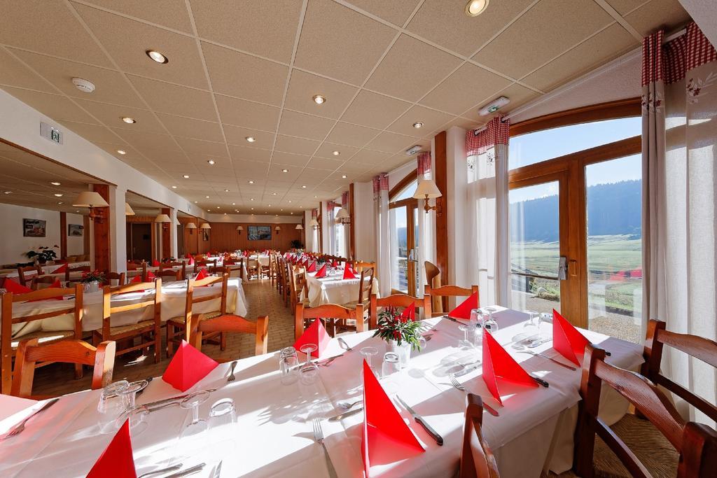 Bois-dʼAmont Hotel Club Le Risoux מראה חיצוני תמונה