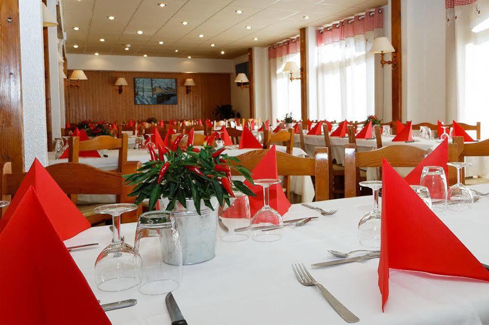 Bois-dʼAmont Hotel Club Le Risoux מראה חיצוני תמונה