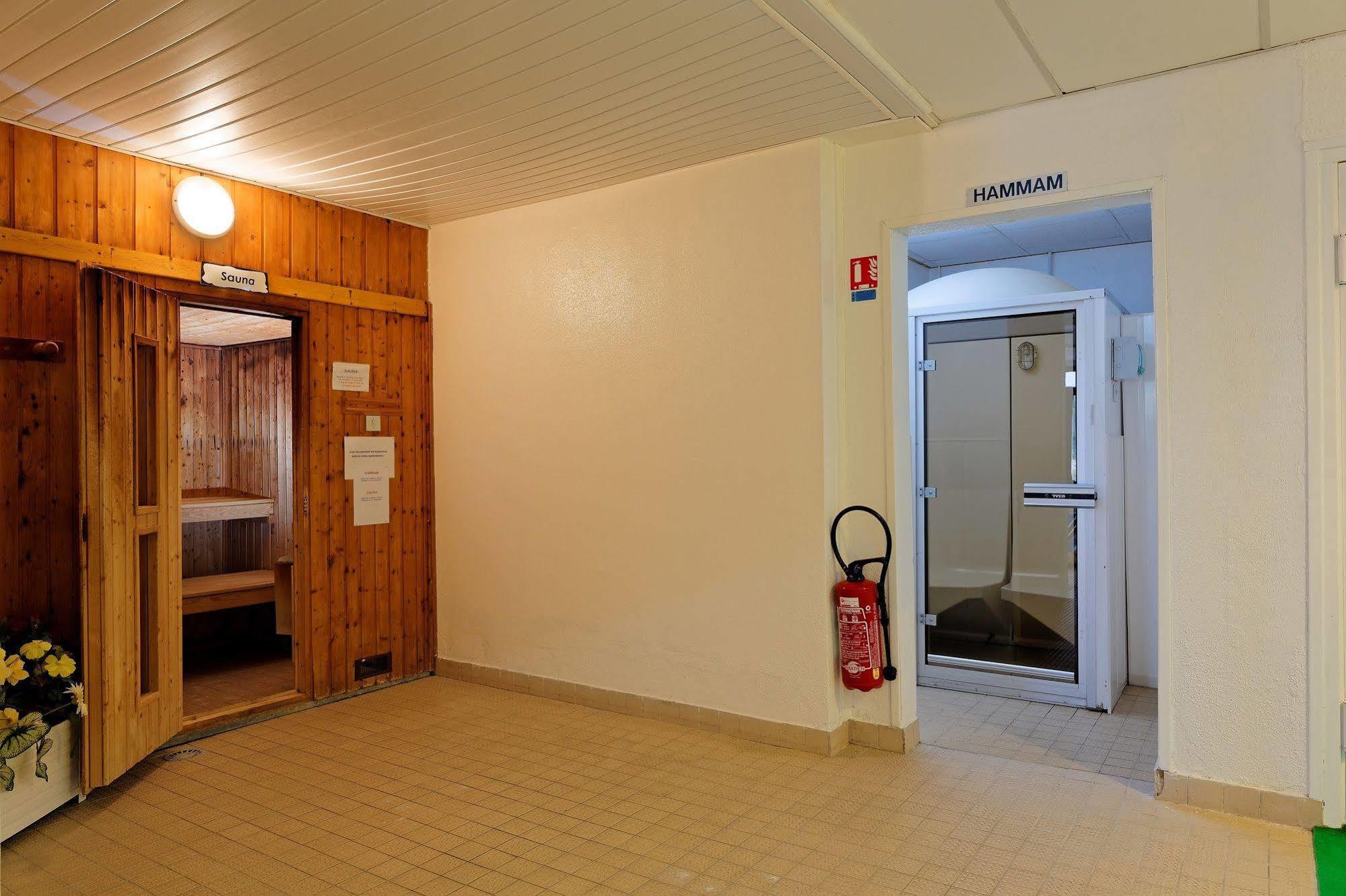 Bois-dʼAmont Hotel Club Le Risoux מראה חיצוני תמונה